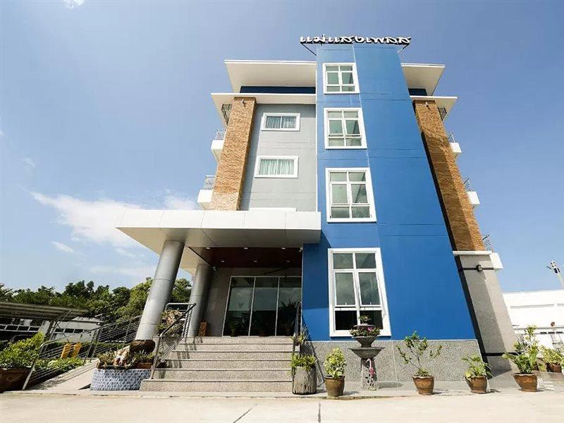 Oyo 350 Mae Saeng Place Si Racha Exterior photo